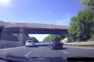 „Pouštění“ na dálnici není slušnost, ale hazard.